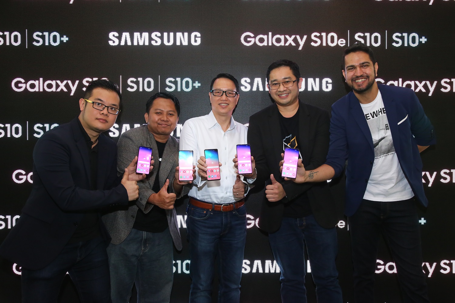 Samsung Raises the Bar with Galaxy S10:  More Screen, Cameras and Choices