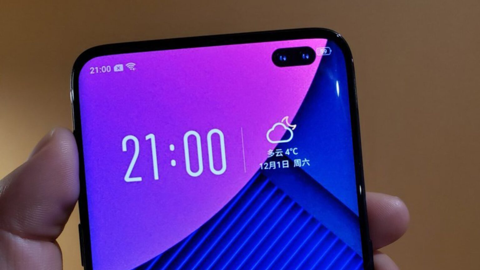 Samsung Galaxy S10+ Takes First Place in DxOMark Selfie Ranking