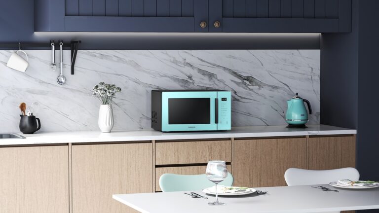 Samsung Adds a Touch of Colour and Style to the Modern Kitchen  with New Microwave Oven Line-up