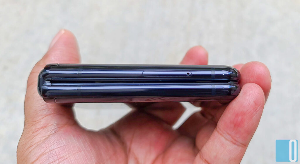 Samsung Galaxy Z Flip Review - Flip All You Want