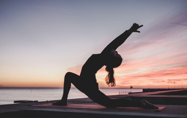 5 Low Impact Exercises To Keep Your Body Strong And Safe During Ramadan