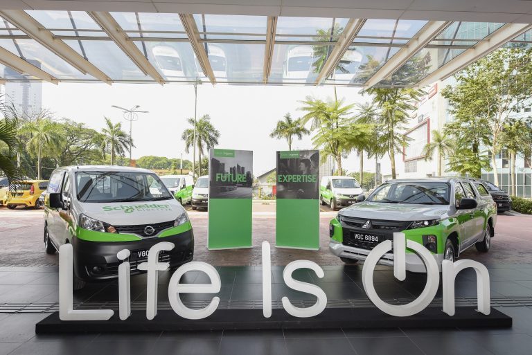 Schneider Electric EcoStruxure Service is the First Maintenance Service Enabled with Data & Connectivity