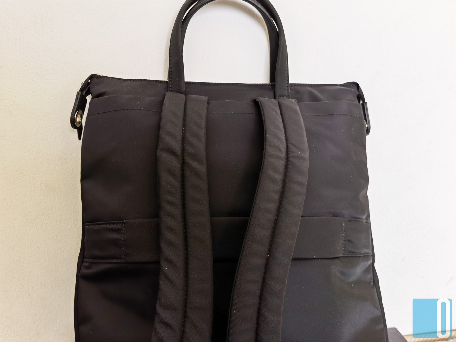 Targus Newport Convertible Backpack/Tote Review - Slim And Fashionable