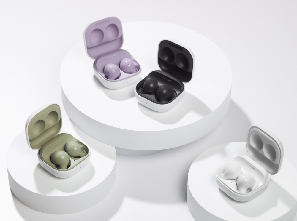 Make Your Year-End Trips Even Better with The Must-Have Galaxy Buds2