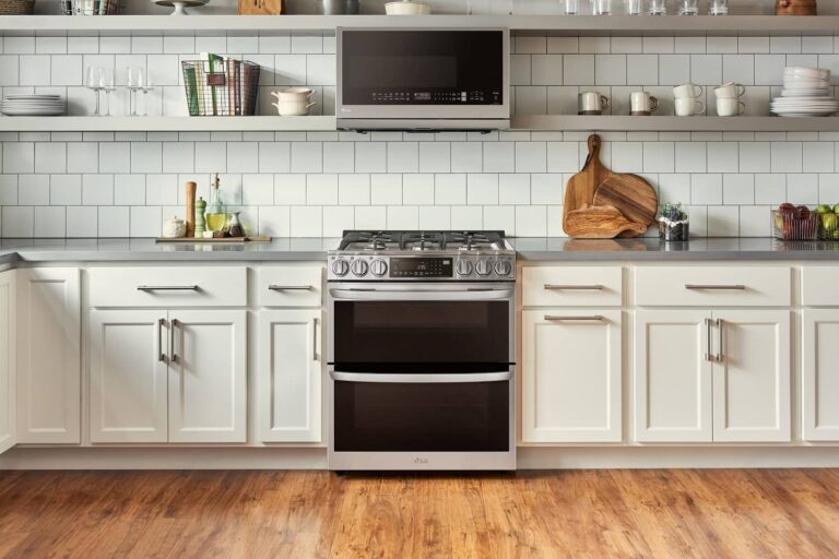 LG InstaView Double Oven Featuring ThinQ Recipe Service Upgrades The Cooking Experience