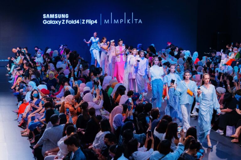 Samsung Malaysia and Mimpikita Displays Galaxy Z Series Inspired Collaboration for KLFW 2022