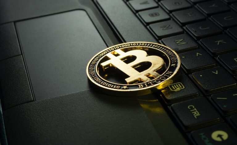 How to Convert Bitcoin to Cash Instantly on the Go