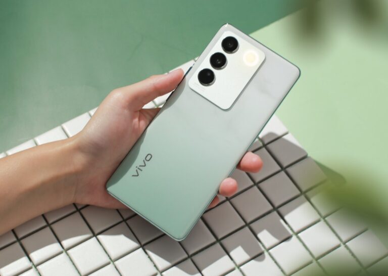The Ultimate Photography Companion: vivo V27’s IMX766V Sensor and Aura Light Portrait