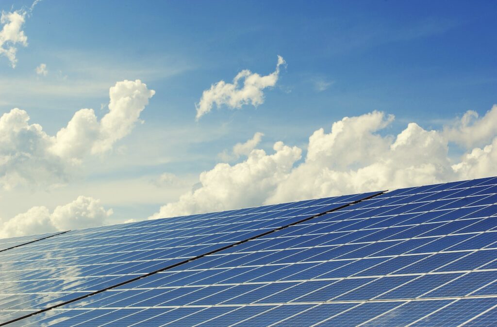 Exploring New Technology in Solar Panels
