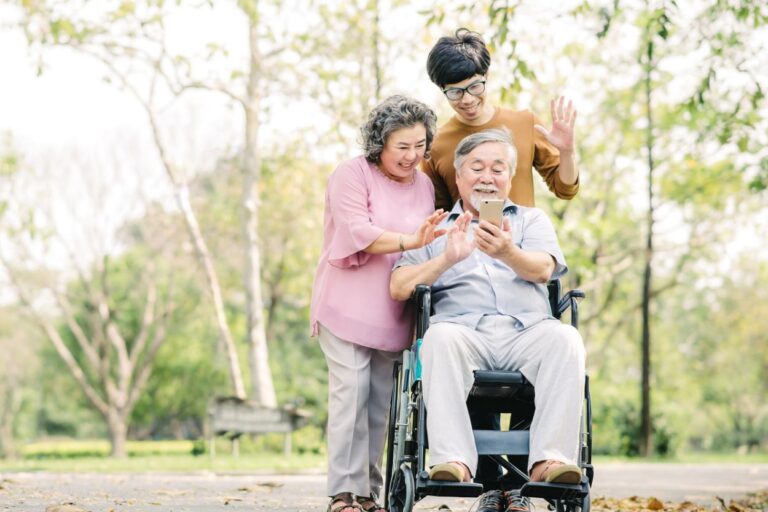 How to Brighten Your Senior Loved One’s Day