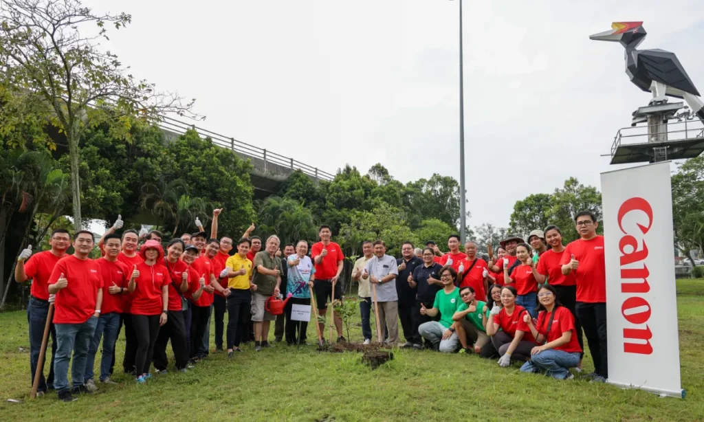 Canon's One Canon One Tree Campaign Heads East to Kuching