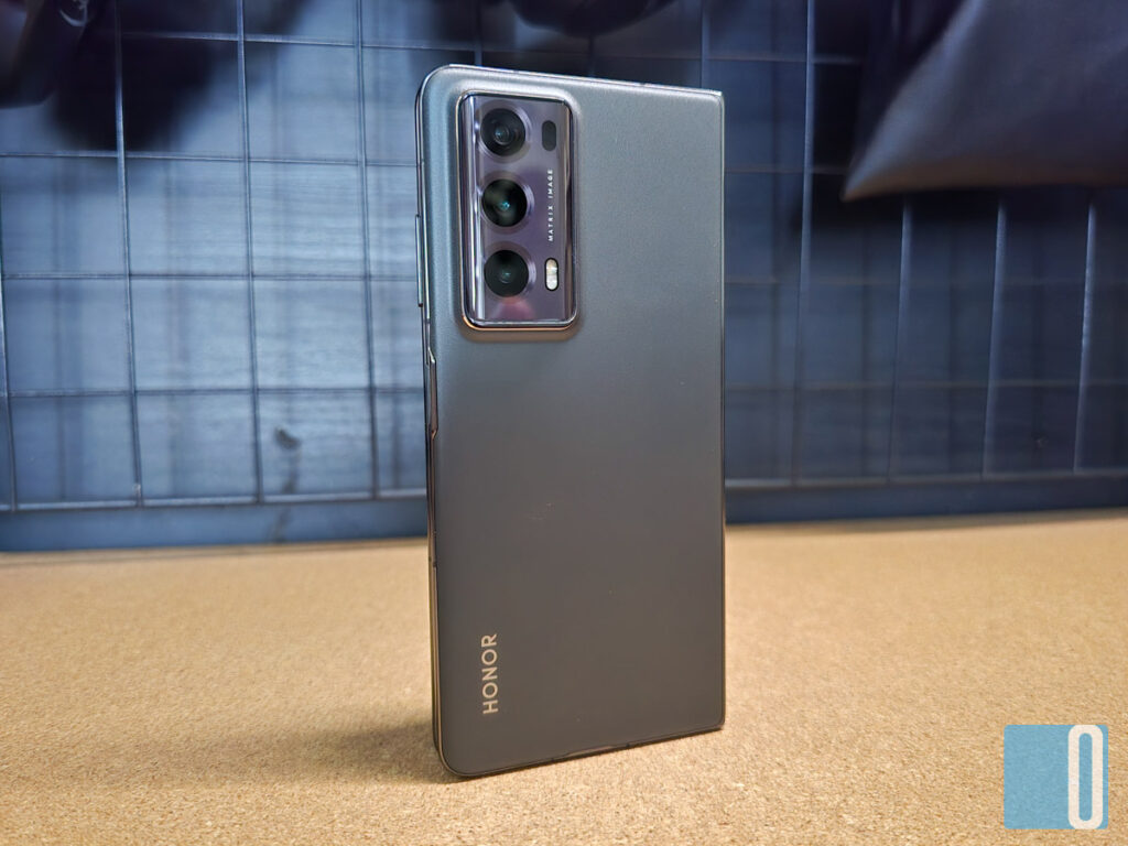HONOR Magic V2 Review - This is The Fold You’re Looking For