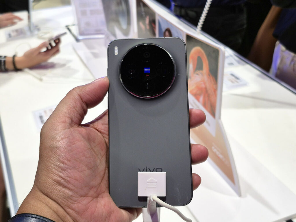 vivo X300 Series Debuts in Malaysia as the Ultimate Concert Phone