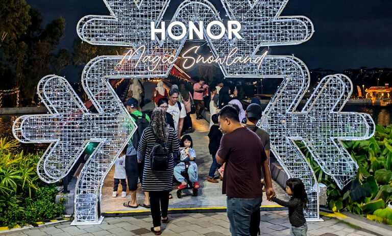 HONOR Magic8 Pro Captures Viral Snow Globe Scene at Elmina Lakeside