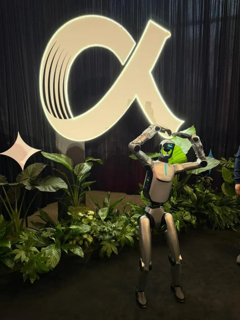 HONOR Redefines Mobility: Meeting the Robot Phone, Humanoid Assistants, and the Magic V6 Meeting the Robot Phone, Humanoid Assistants, and the Magic V6