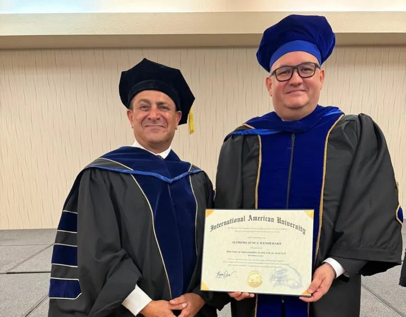 International American University of California Awards PhD to Alfredo Juncá Wendehake International American University of California Awards PhD to Alfredo Juncá Wendehake