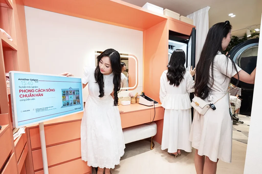 Housewarming by LG
