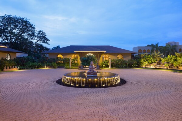 Marriott International and The Fern Hotels & Resorts Celebrate 75 Signings and 50 Openings for Series by Marriott in India Marriott International and The Fern Hotels & Resorts Celebrate 75 Signings and 50 Openings for Series by Marriott in India