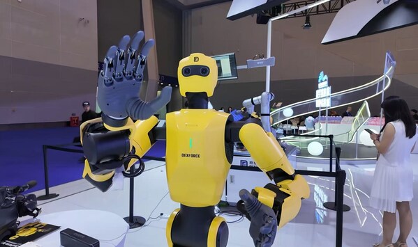 WCIFIT Opens in Chongqing with 1,400 Global Firms, Showcasing Robots, Flying Cars, and Local Cuisine WCIFIT Opens in Chongqing with 1,400 Global Firms, Showcasing Robots, Flying Cars, and Local Cuisine