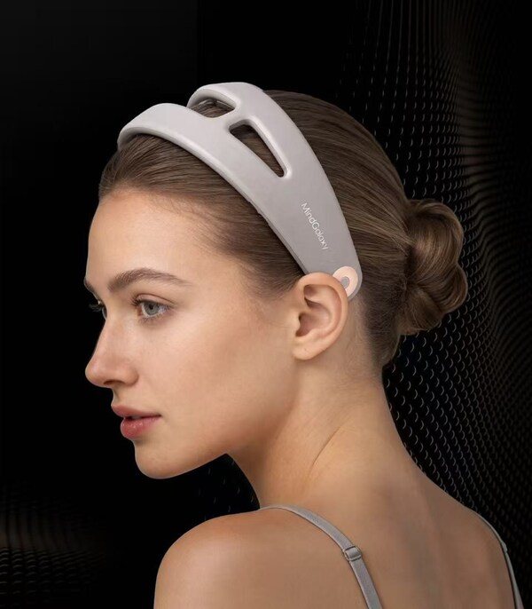 Dreame ecosystem partner MindGalaxy Unveils UnaBand: A Brain-Powered Wearable for Menstrual Comfort Dreame ecosystem partner MindGalaxy Unveils UnaBand: A Brain-Powered Wearable for Menstrual Comfort