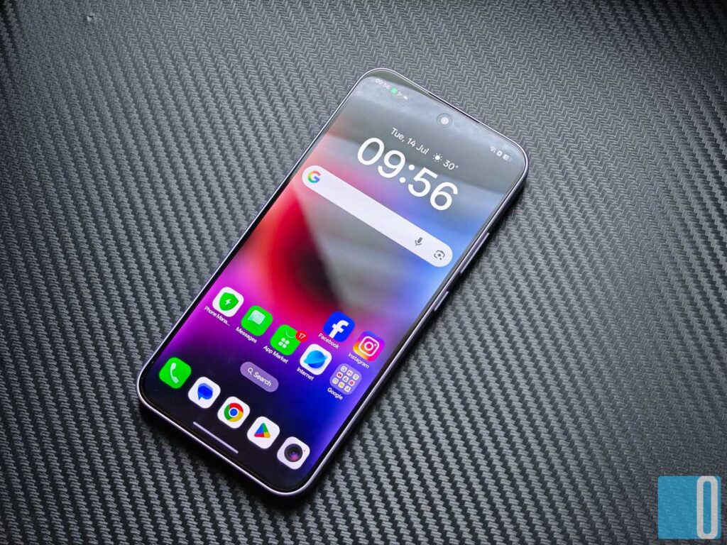 OPPO Reno16 F 5G Review: A 7000mAh Battery and a Camera That Wants You to Zoom In OPPO Reno16 F 5G Review