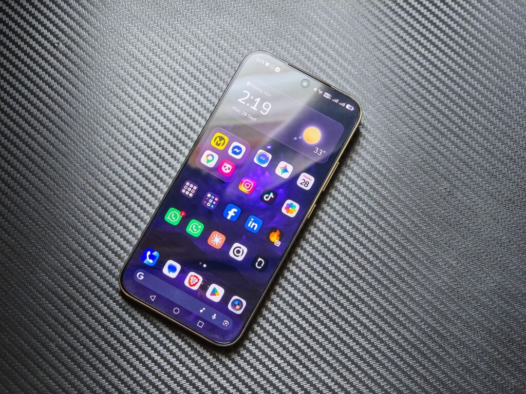 HONOR X9e Pro Review: The Phone That Survived an Airsoft Gun and My Battery Anxiety HONOR X9e Pro