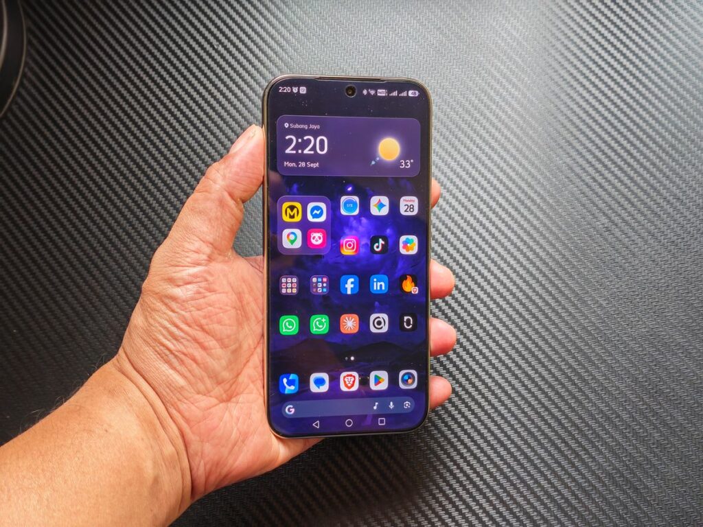 HONOR X9e Pro Review: The Phone That Survived an Airsoft Gun and My Battery Anxiety HONOR X9e Pro
