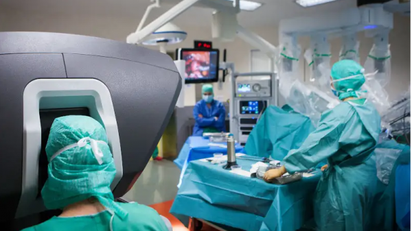 Ventura CA Robotic Surgery For Endometriosis: Minimally Invasive Option Announce